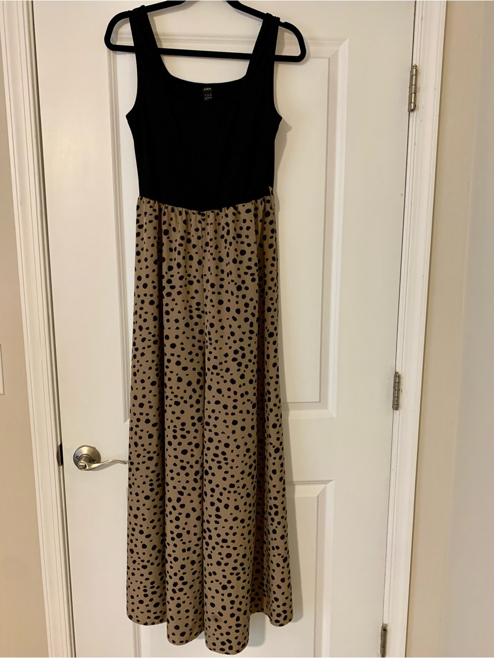 Black & leopard jumpsuit - Sleeveless Scoop Neck